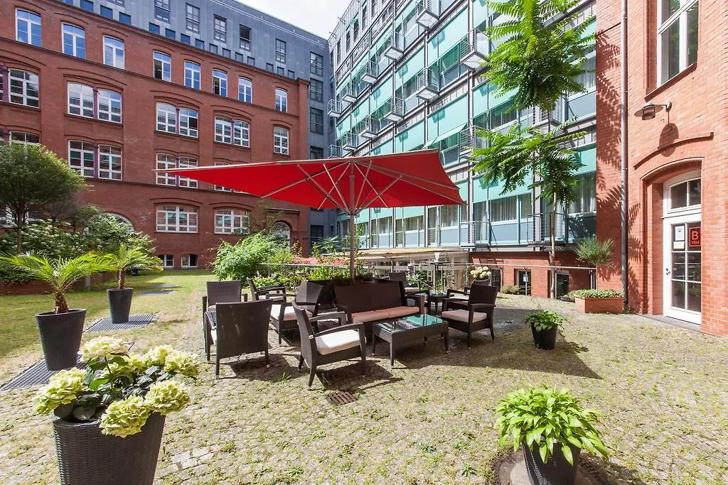 Hotel Berlin Ostbahnhof-1